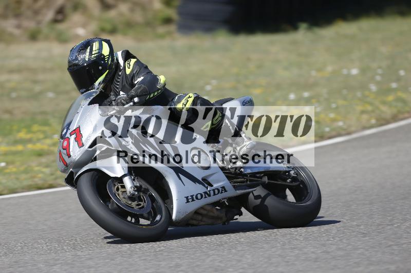/36 08.08.2026  Pluess Motosport ADR/Freies Fahren/197